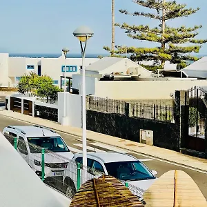 Apartment Canaryislandshost L Mare, Puerto del Carmen (Lanzarote)